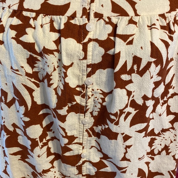 NEW Women’s Brown with/Cream Color Floral Dress by Universal Thread. Size M. - Picture 5 of 14